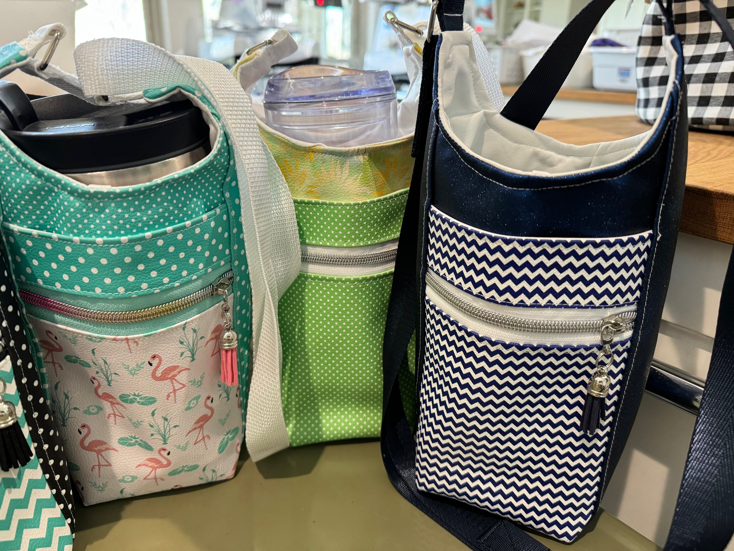 Water Bottle to go Cross body bag Water Bottle to go Cross body bag